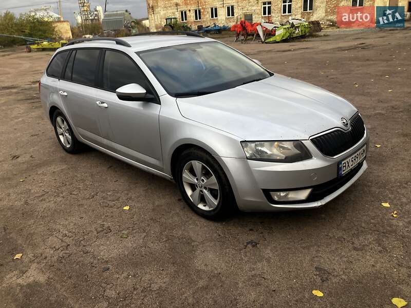 Універсал Skoda Octavia 2013 в Острозі
