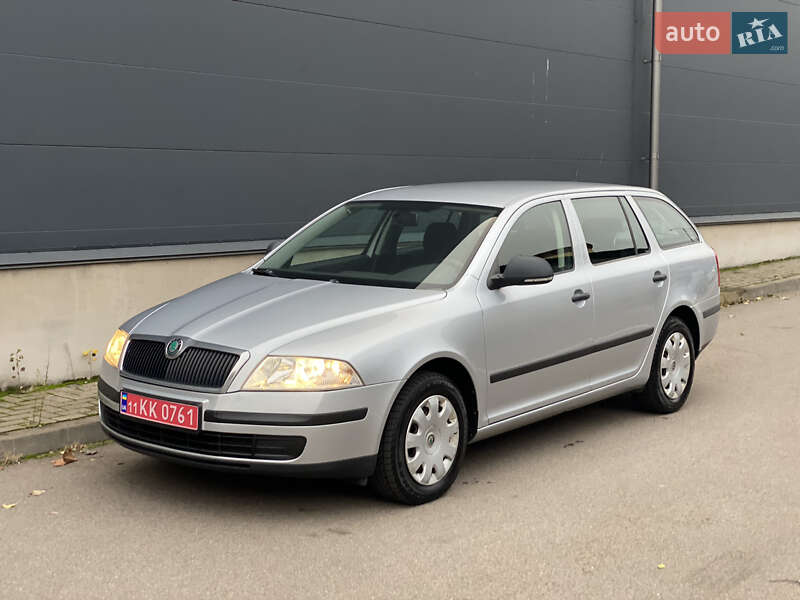 Універсал Skoda Octavia 2012 в Києві фото 47 Універсал Skoda Octavia 2012 в Києві