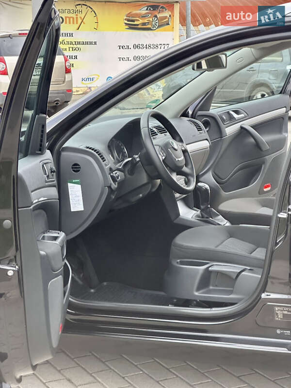 Универсал Skoda Octavia 2011 в Житомире фото 25 Универсал Skoda Octavia 2011 в Житомире