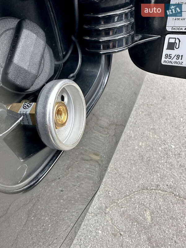 Универсал Skoda Octavia 2011 в Житомире фото 47 Универсал Skoda Octavia 2011 в Житомире