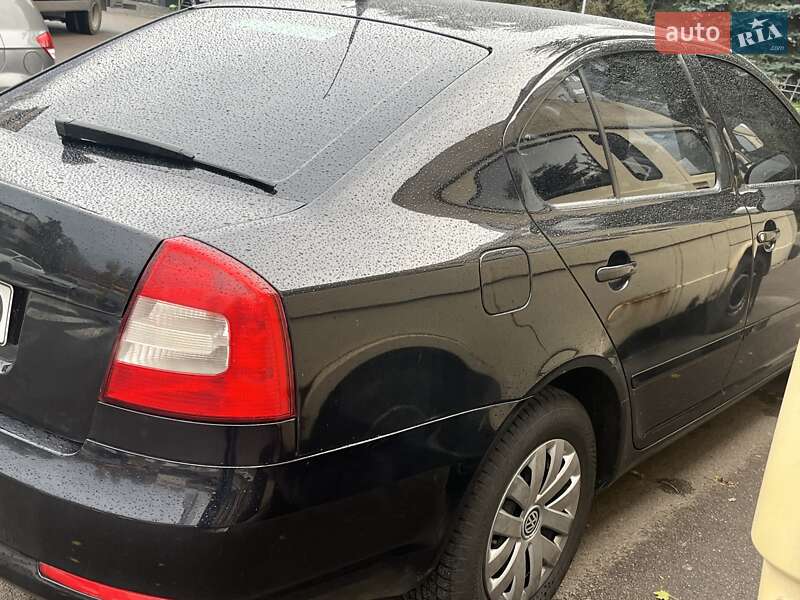 Лифтбек Skoda Octavia 2010 в Иванкове