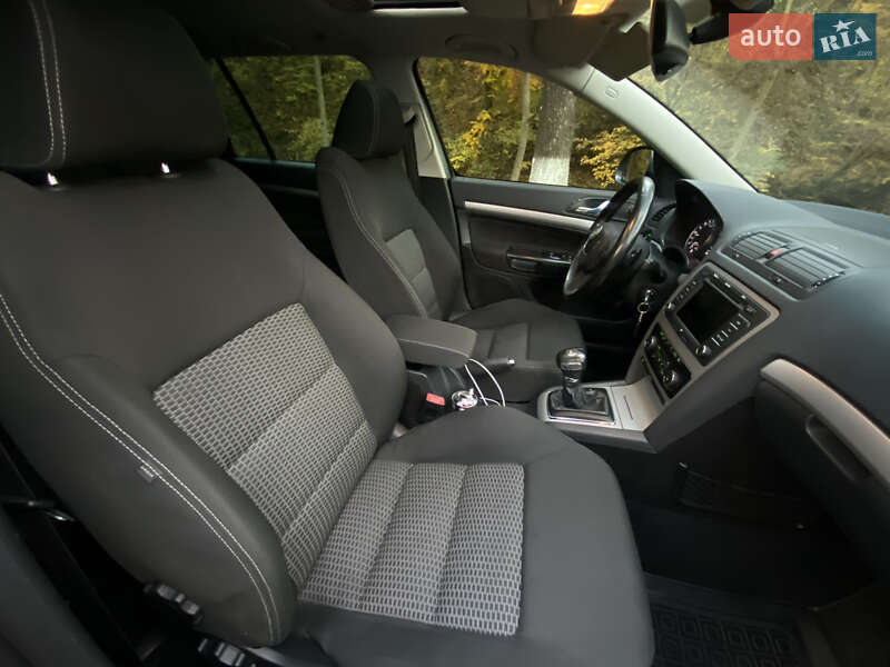Універсал Skoda Octavia 2009 в Сваляві фото 25 Універсал Skoda Octavia 2009 в Сваляві