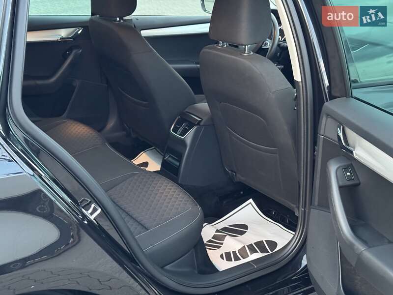 Универсал Skoda Octavia 2018 в Сарнах