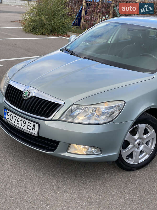 Универсал Skoda Octavia 2009 в Киеве фото 2 Универсал Skoda Octavia 2009 в Киеве