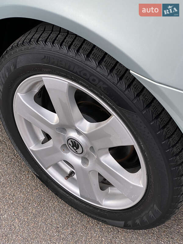 Универсал Skoda Octavia 2009 в Киеве фото 19 Универсал Skoda Octavia 2009 в Киеве