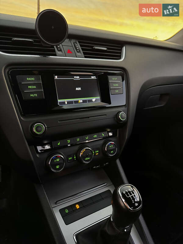 Лифтбек Skoda Octavia 2016 в Кривом Роге фото 17 Лифтбек Skoda Octavia 2016 в Кривом Роге