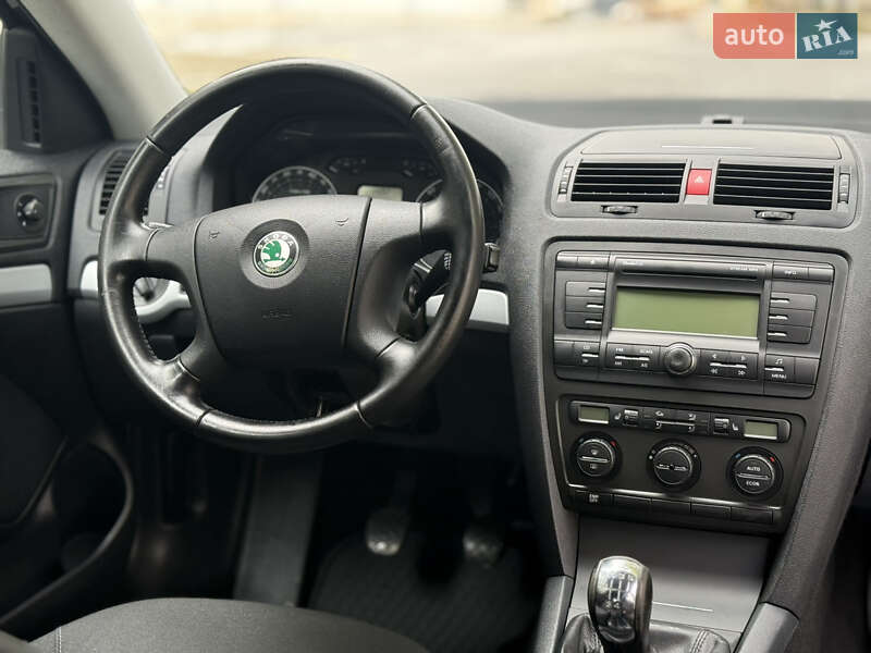 Лифтбек Skoda Octavia 2008 в Виннице