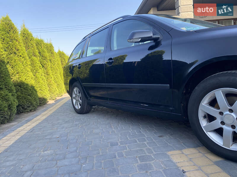 Универсал Skoda Octavia 2006 в Любомле