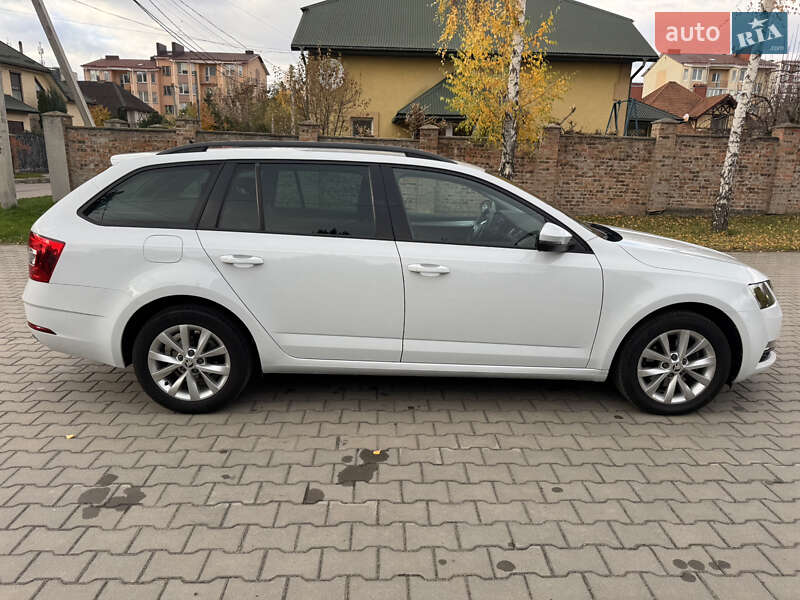 Універсал Skoda Octavia 2020 в Луцьку