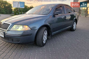 Лифтбек Skoda Octavia 2004 в Борщеве