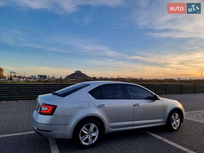 Лифтбек Skoda Octavia 2018 в Мукачево
