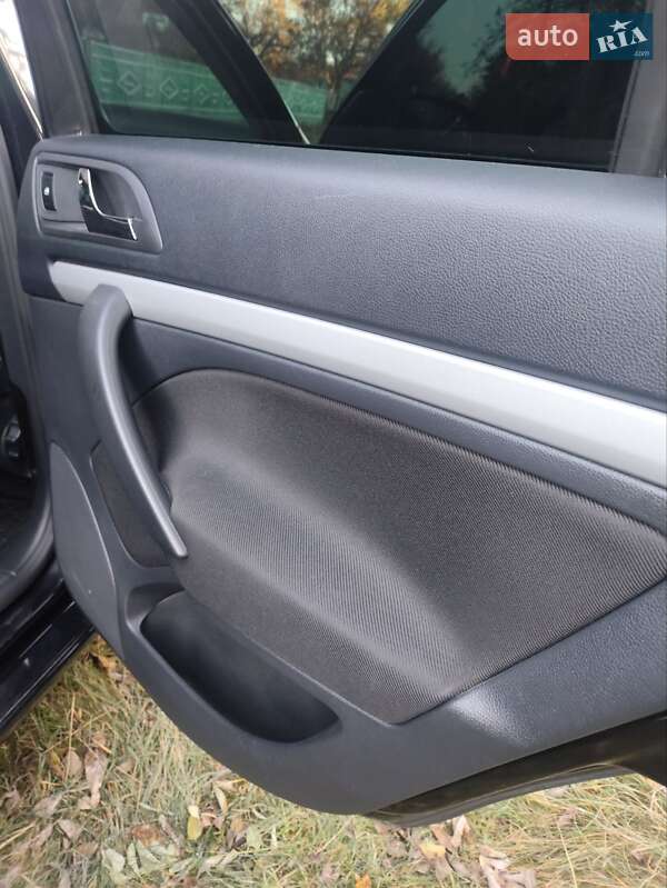 Универсал Skoda Octavia 2012 в Гайсине