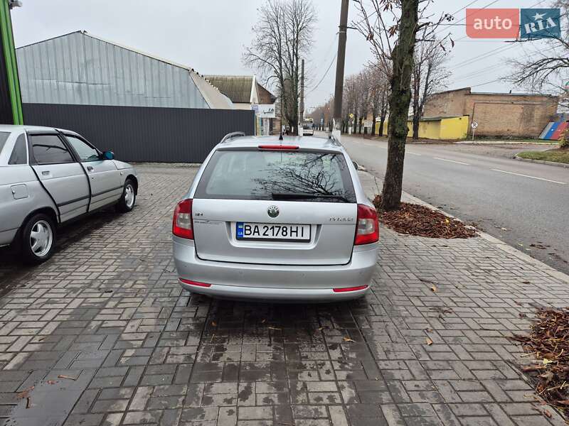 Универсал Skoda Octavia 2009 в Кропивницком фото 8 Универсал Skoda Octavia 2009 в Кропивницком