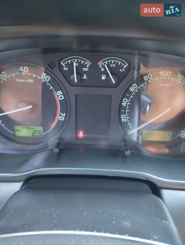 Лифтбек Skoda Octavia 2001 в Коростышеве