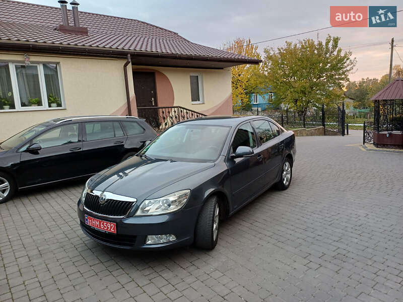 Лифтбек Skoda Octavia 2009 в Луцке