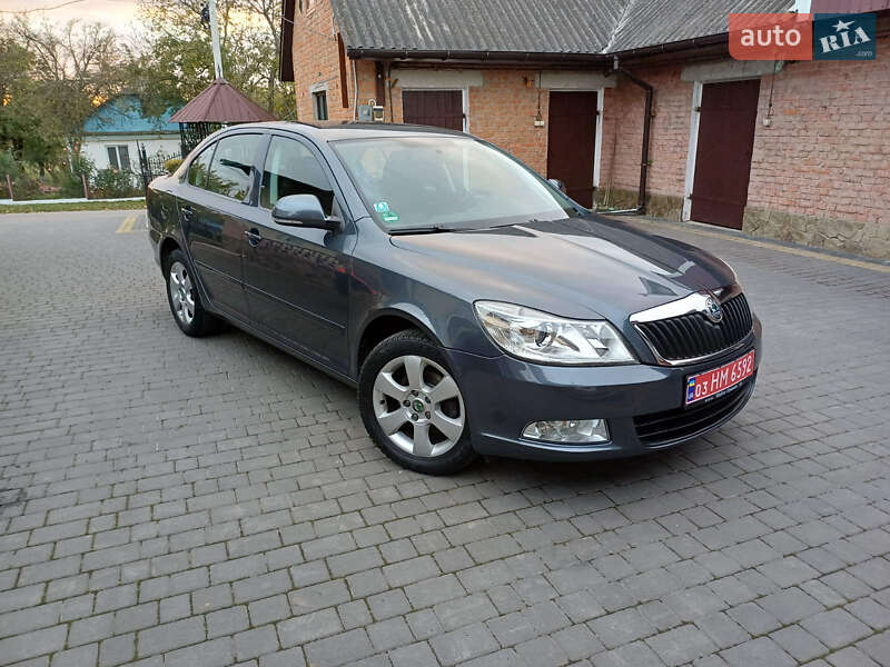 Лифтбек Skoda Octavia 2009 в Луцке