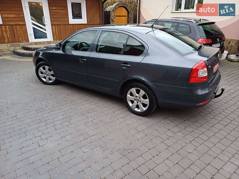 Лифтбек Skoda Octavia 2009 в Луцке