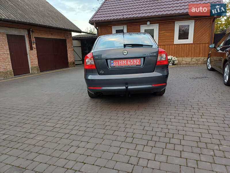 Лифтбек Skoda Octavia 2009 в Луцке