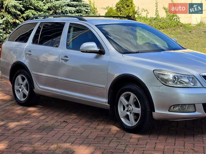 Универсал Skoda Octavia 2009 в Харькове фото 5 Универсал Skoda Octavia 2009 в Харькове