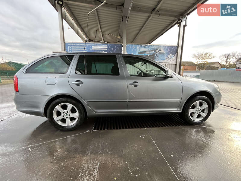 Универсал Skoda Octavia 2013 в Калиновке фото 5 Универсал Skoda Octavia 2013 в Калиновке
