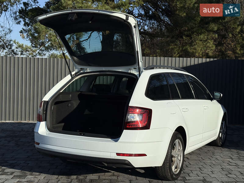 Універсал Skoda Octavia 2017 в Рівному