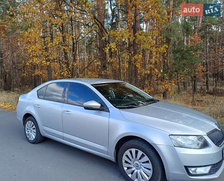 Лифтбек Skoda Octavia 2016 в Обухове
