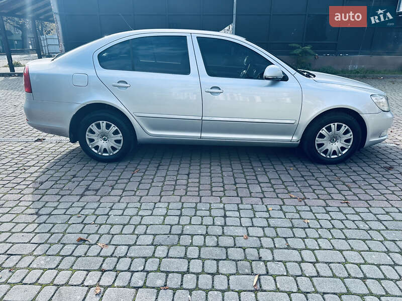 Лифтбек Skoda Octavia 2010 в Мукачево