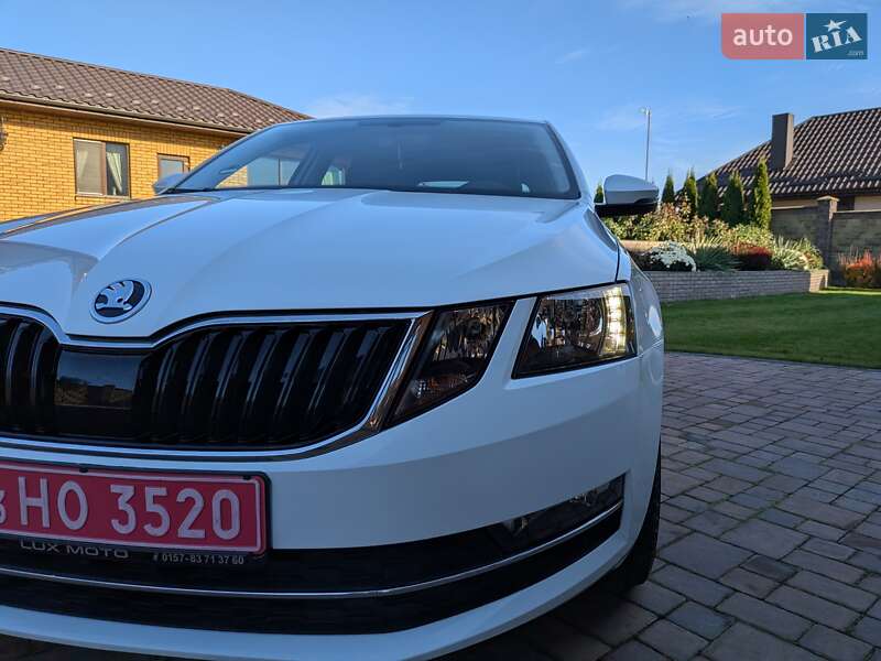 Универсал Skoda Octavia 2018 в Луцке фото 6 Универсал Skoda Octavia 2018 в Луцке