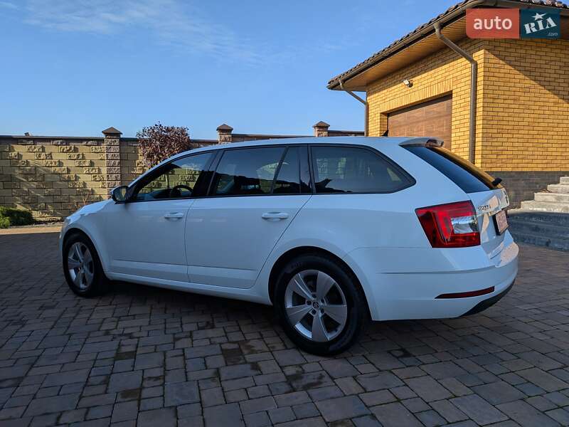 Универсал Skoda Octavia 2018 в Луцке фото 10 Универсал Skoda Octavia 2018 в Луцке