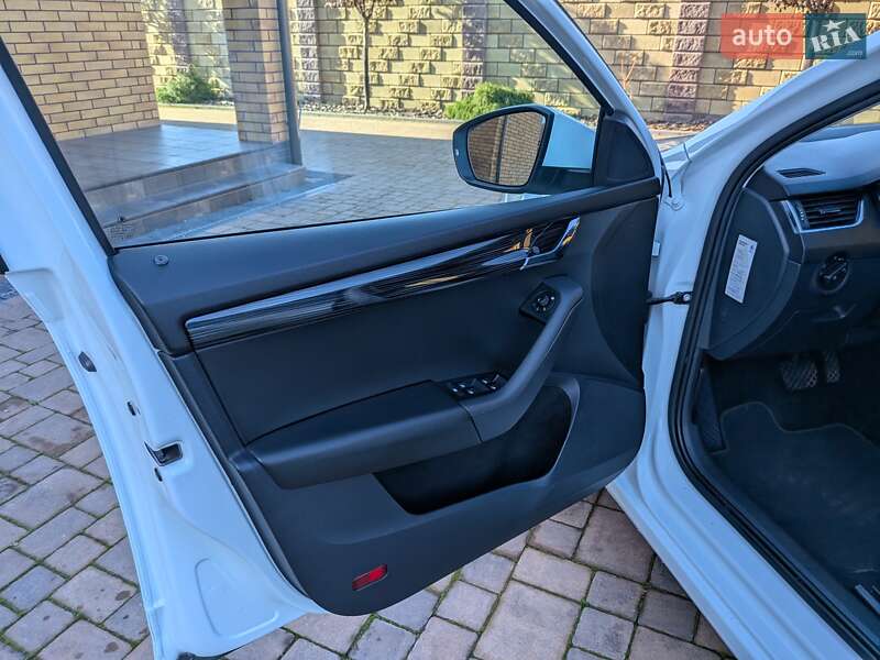 Универсал Skoda Octavia 2018 в Луцке фото 18 Универсал Skoda Octavia 2018 в Луцке