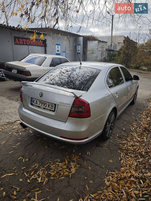 Ліфтбек Skoda Octavia 2010 в Кропивницькому
