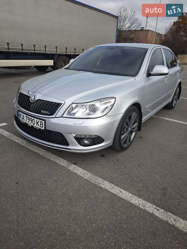 Ліфтбек Skoda Octavia 2010 в Кропивницькому