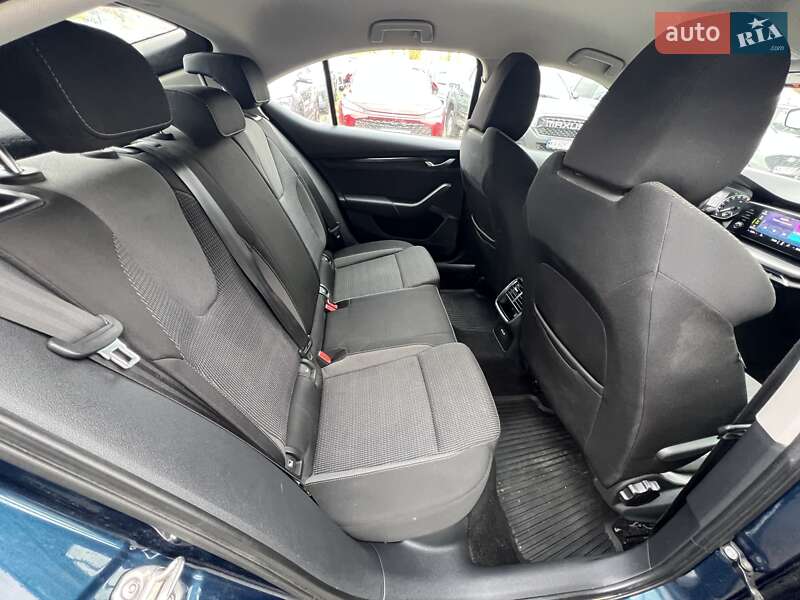 Лифтбек Skoda Octavia 2021 в Киеве фото 20 Лифтбек Skoda Octavia 2021 в Киеве
