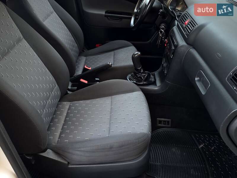 Лифтбек Skoda Octavia 2007 в Тернополе