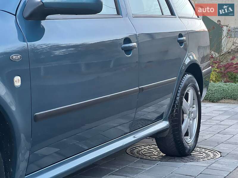 Универсал Skoda Octavia 2003 в Хмельницком