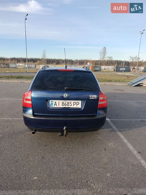 Универсал Skoda Octavia 2007 в Вишневом фото 8 Универсал Skoda Octavia 2007 в Вишневом