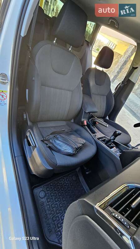 Універсал Skoda Octavia 2017 в Надвірній