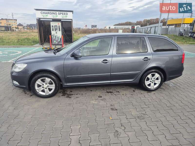 Универсал Skoda Octavia 2011 в Луцке