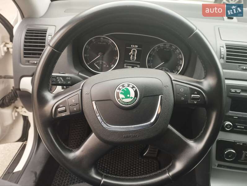 Универсал Skoda Octavia 2010 в Киеве