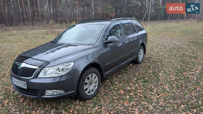 Универсал Skoda Octavia 2012 в Прилуках