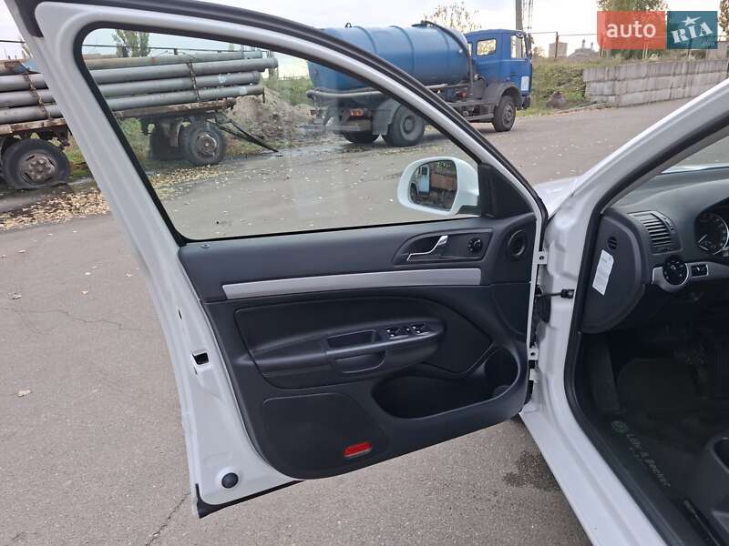 Универсал Skoda Octavia 2012 в Броварах