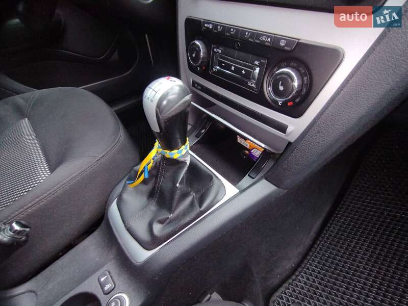 Универсал Skoda Octavia 2010 в Киеве
