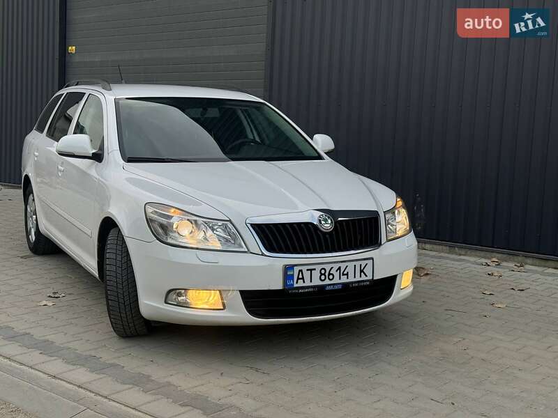 Skoda Octavia 2012 Skoda Octavia 2012
