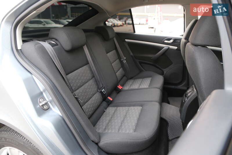 Ліфтбек Skoda Octavia 2012 в Києві фото 11 Ліфтбек Skoda Octavia 2012 в Києві