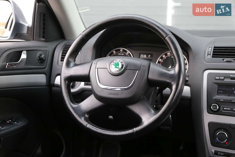 Ліфтбек Skoda Octavia 2012 в Києві фото 16 Ліфтбек Skoda Octavia 2012 в Києві