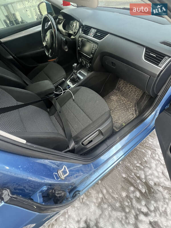 Універсал Skoda Octavia 2014 в Івано-Франківську