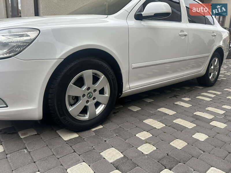 Лифтбек Skoda Octavia 2012 в Мукачево фото 15 Лифтбек Skoda Octavia 2012 в Мукачево