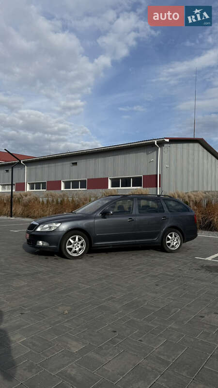Универсал Skoda Octavia 2011 в Луцке