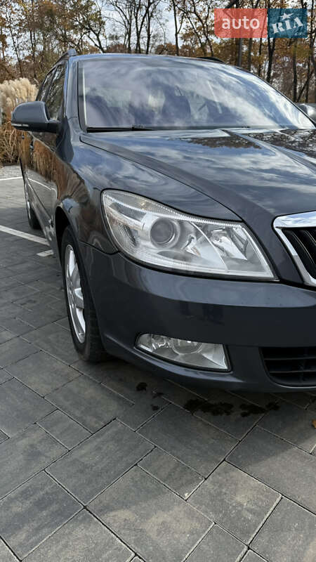 Универсал Skoda Octavia 2011 в Луцке
