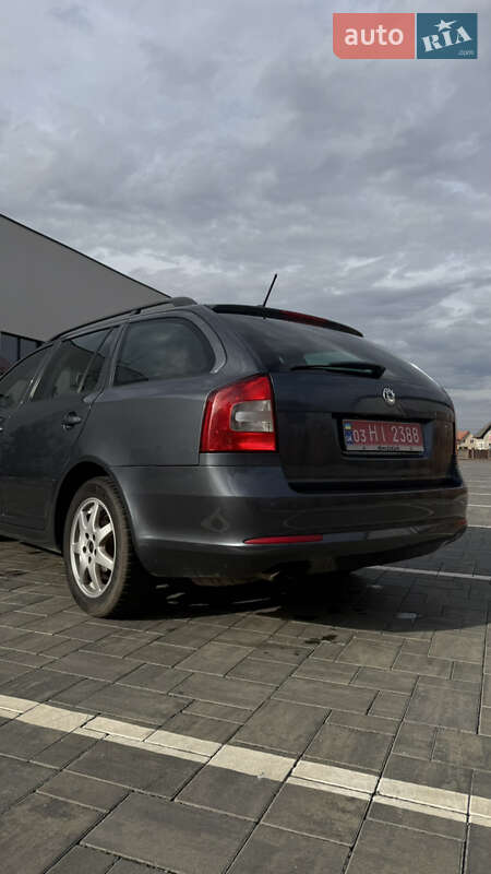 Универсал Skoda Octavia 2011 в Луцке